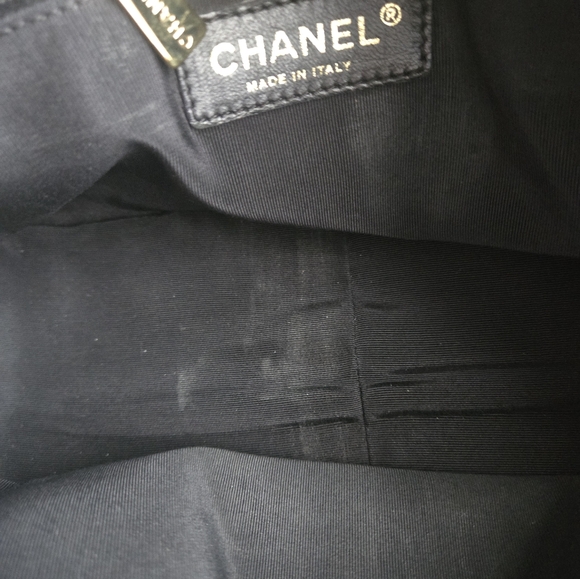 Chanel Vintage Caviar Petite Timeless Shopper Tote – Black - Picture 11 of 17